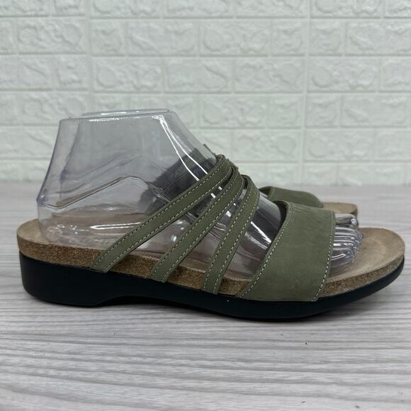 Munro Camila Slide Sandal SZ 9.5 Green Nubuck Leather Cork Wedge Slip On Strappy - Picture 1 of 9